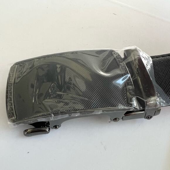 New MARK FRED Men's Solid Buckle Leather Belt with Automatic Ratchet Size 28-52 - Picture 3 of 8